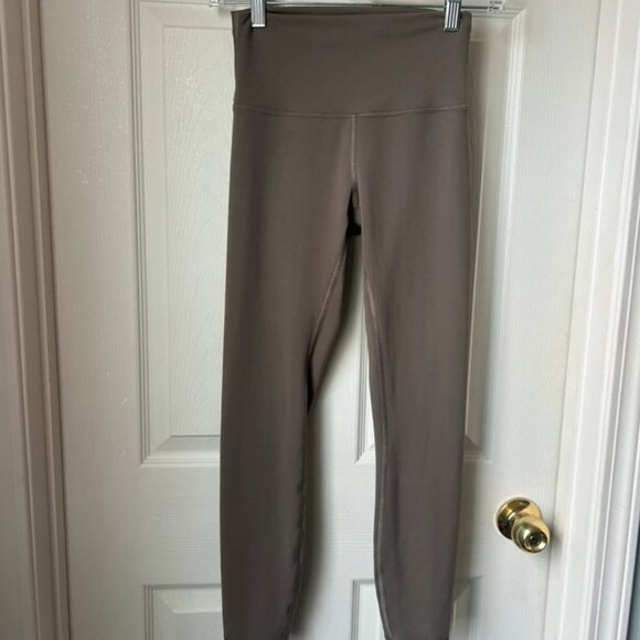 Lululemon Wunder Train High-Rise Tight 25'' Leggings - Size 4 - Picture 1 of 5